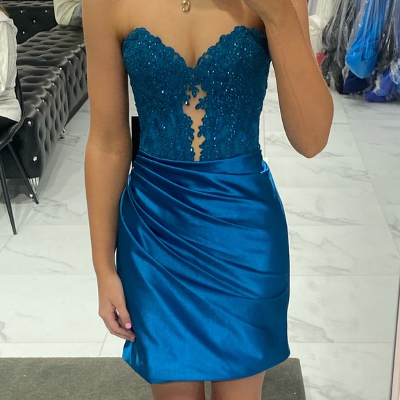 Sherri Hill Dresses & Skirts - Sherri Hill Teal Strapless Dress